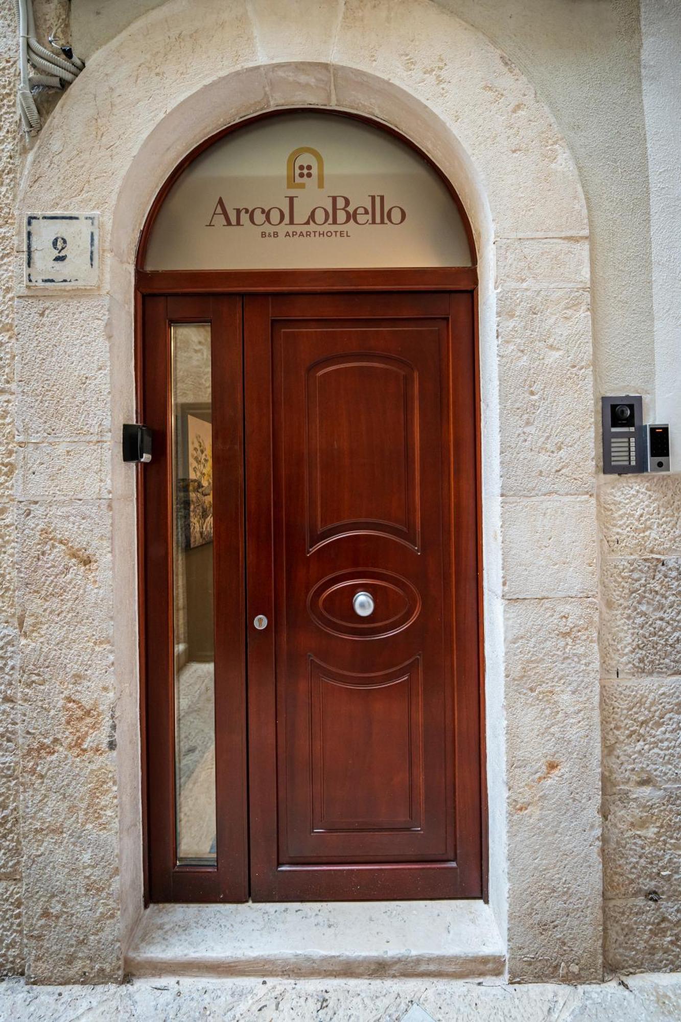 Arcolobello B&B Aparthotel Корато Экстерьер фото