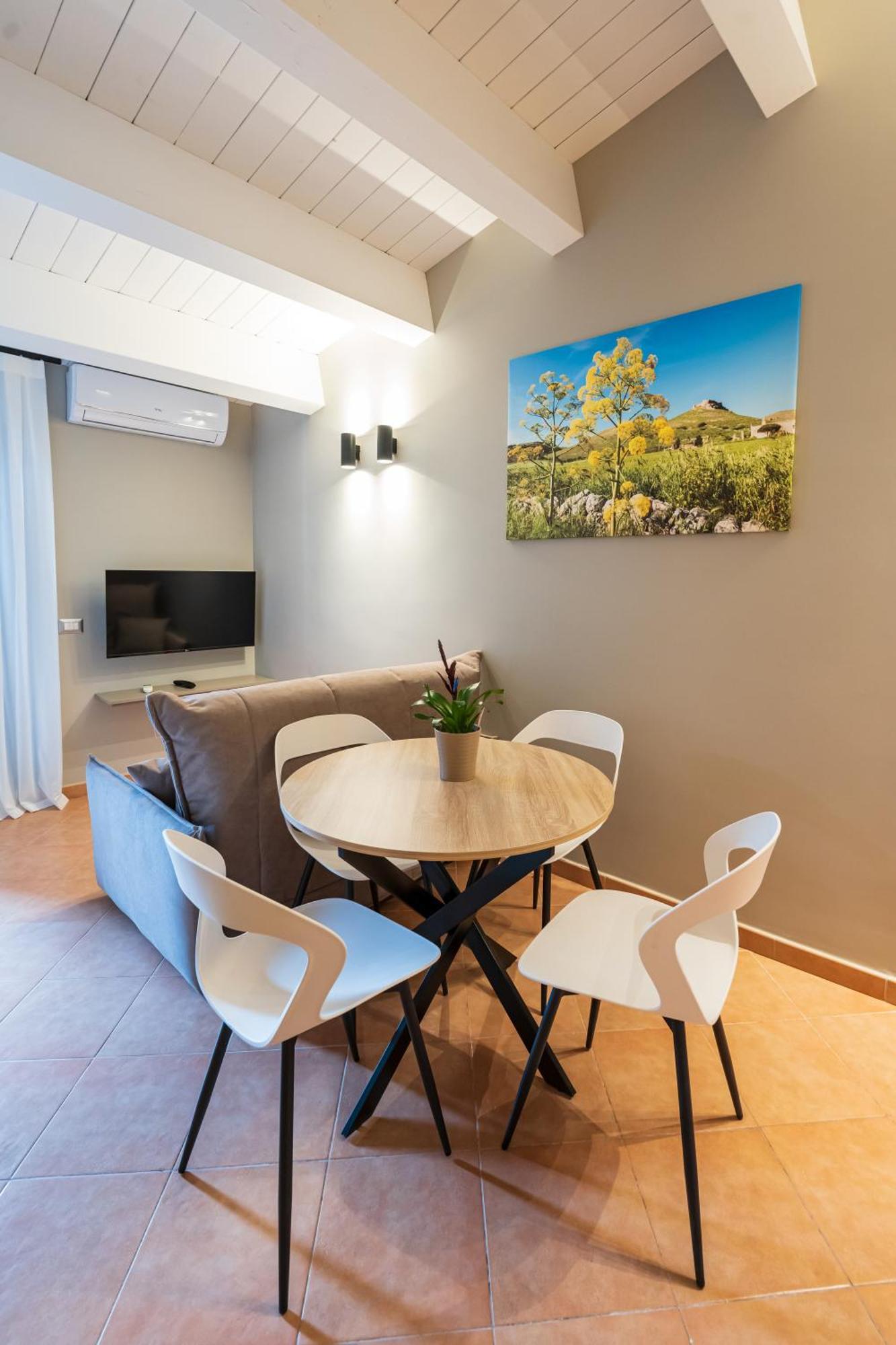 Arcolobello B&B Aparthotel Корато Экстерьер фото